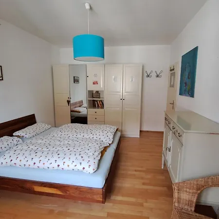 Lovely With Easy Access To Daire